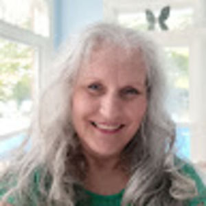 Meet your Posher, Stacey